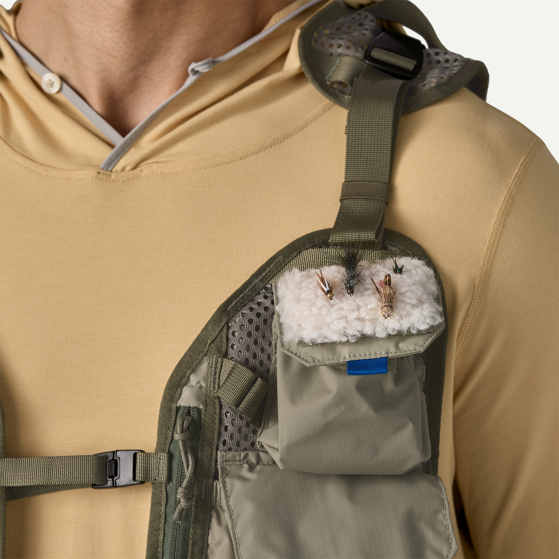 Stealth Convertible Fishing Vest - Image 9