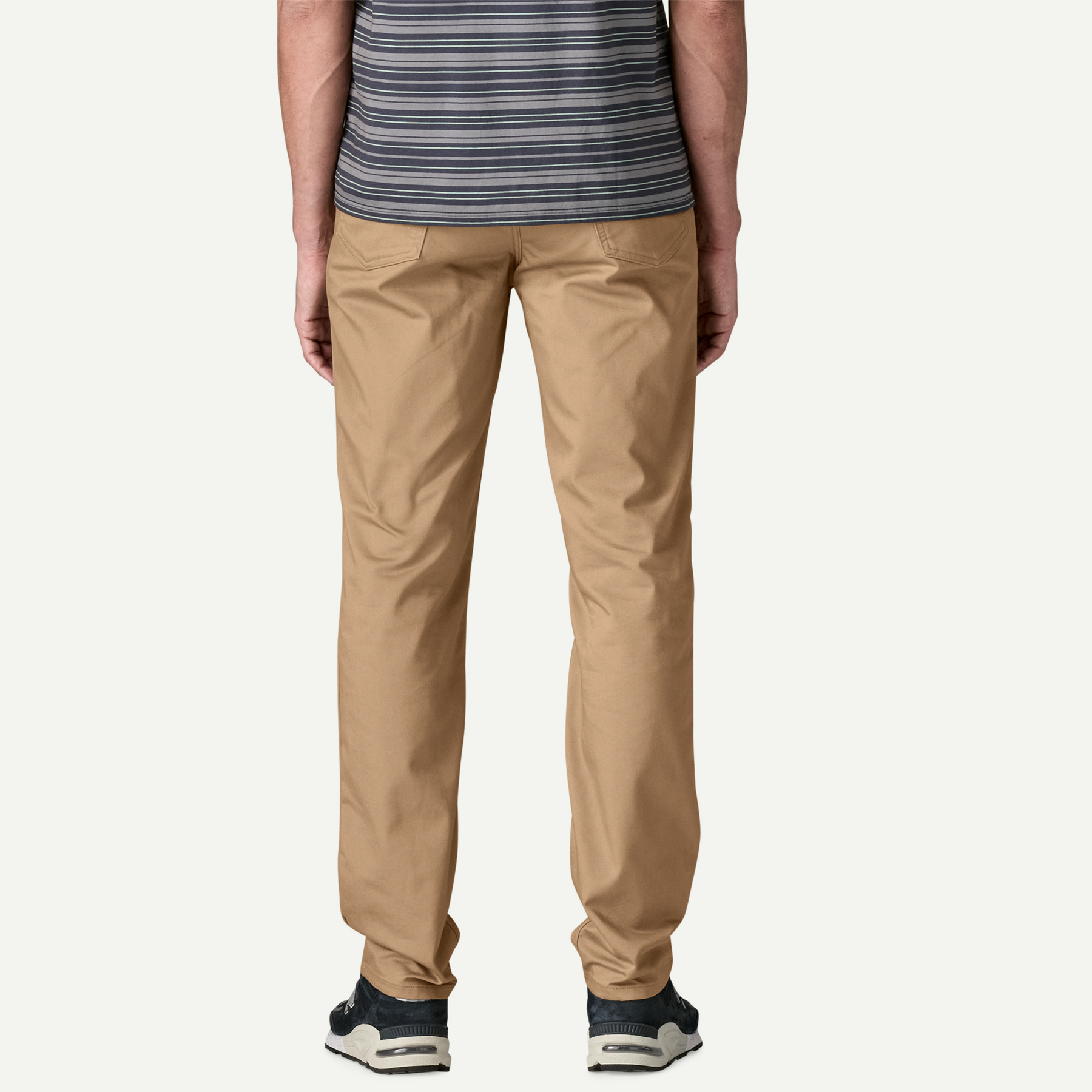 Men's Twill Traveler 5-Pocket Pants - Short - Image 3
