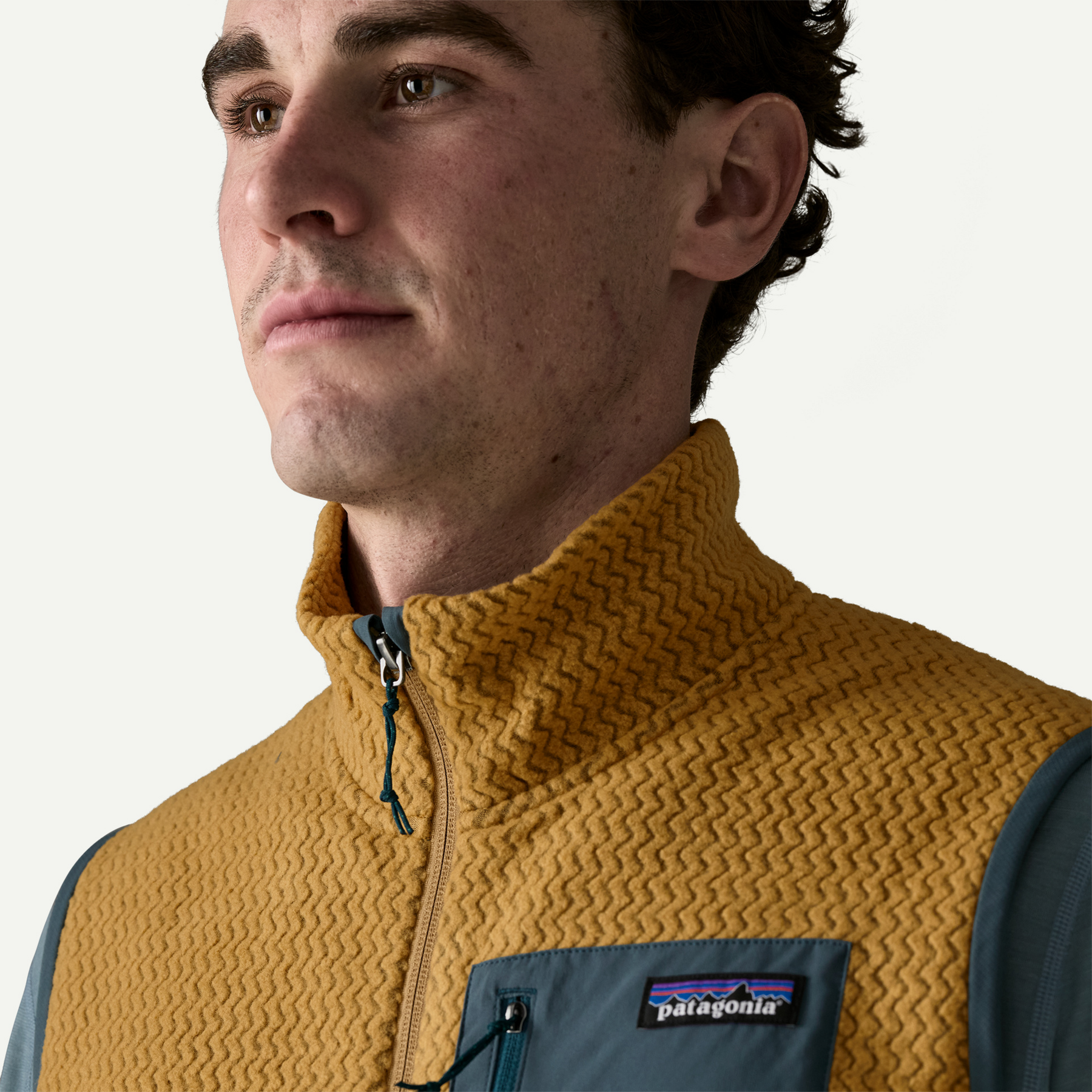 Men's R1 Air Fleece Vest - Image 9