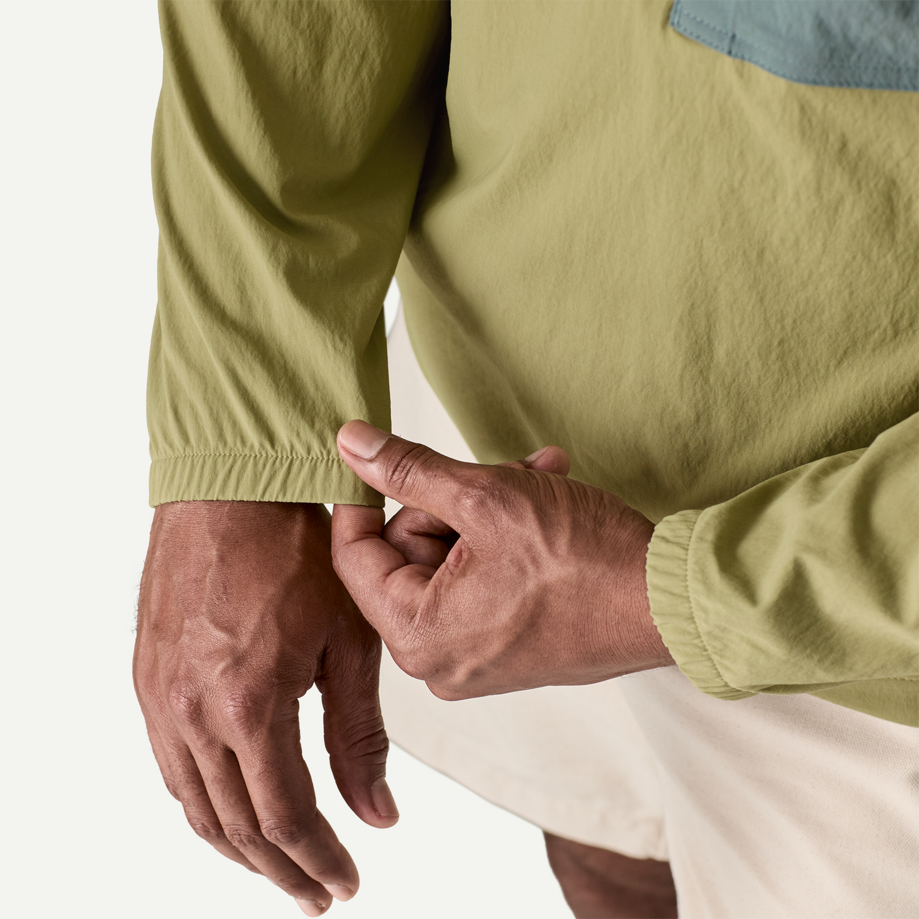 Men's Outdoor Everyday Marsupial Pullover - Image 9