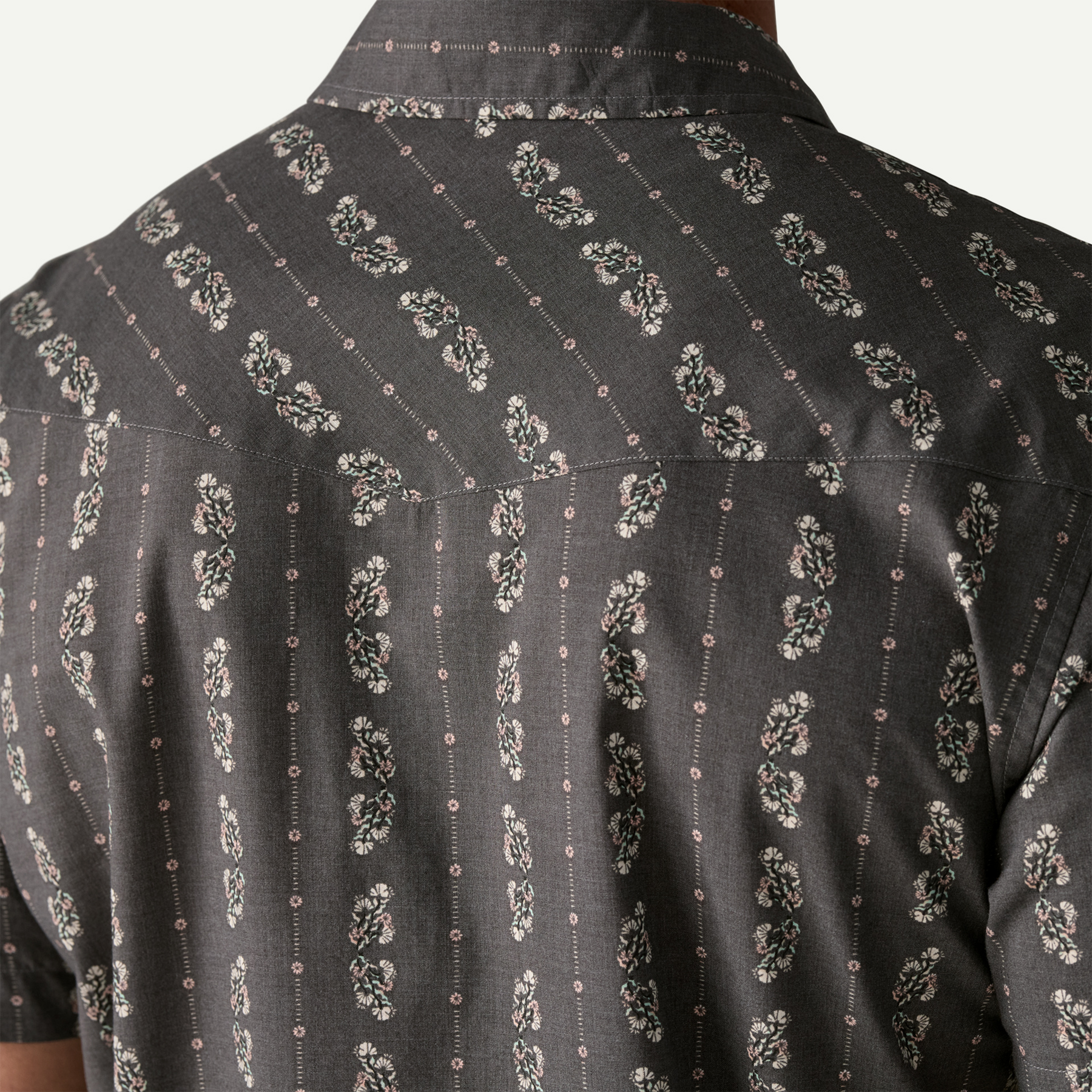 Men's Go-To Western Shirt - Image 9