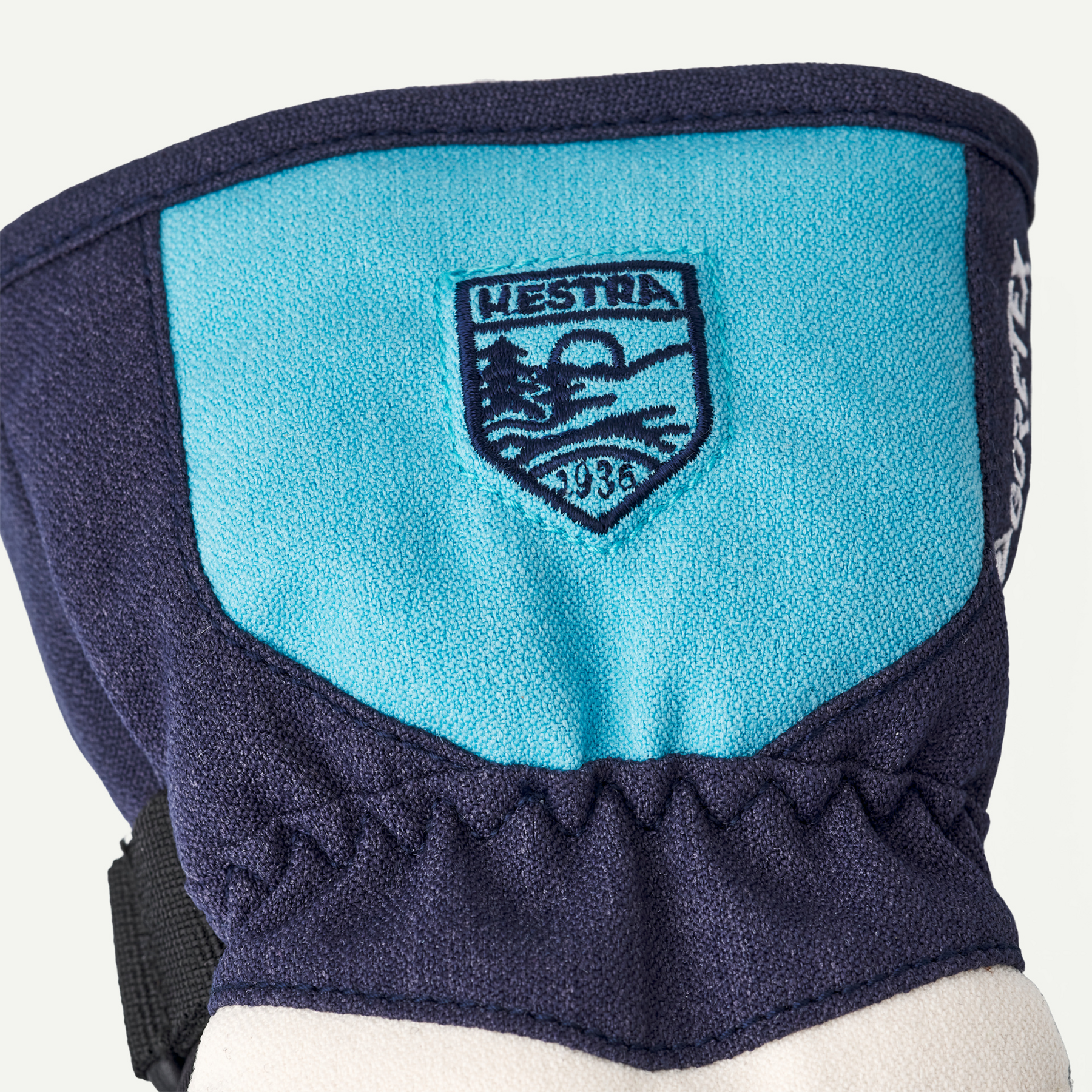 Hestra Kids' GORE-TEX Atlas Jr Mitt - Image 2