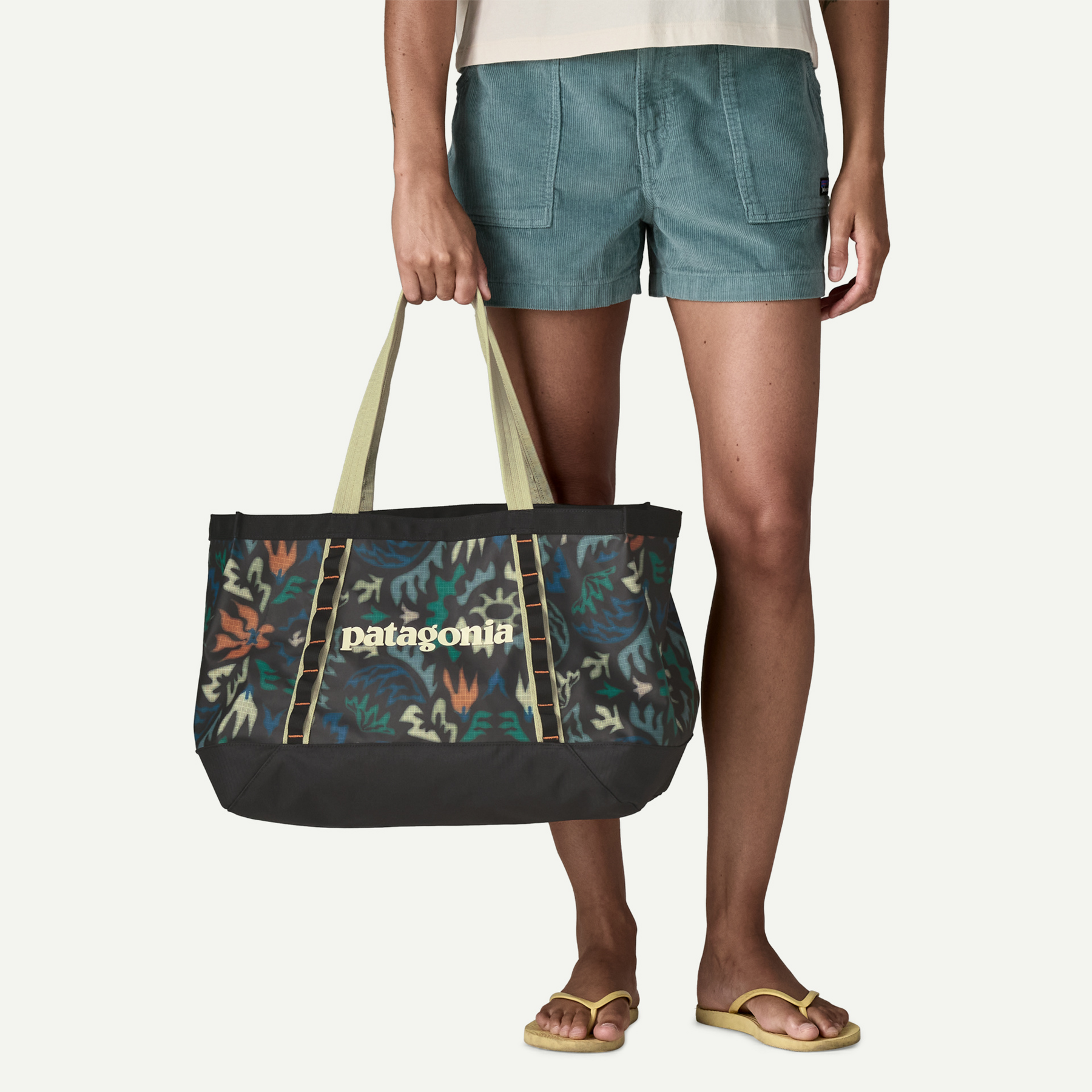 Black Hole Tote 25L - Image 2