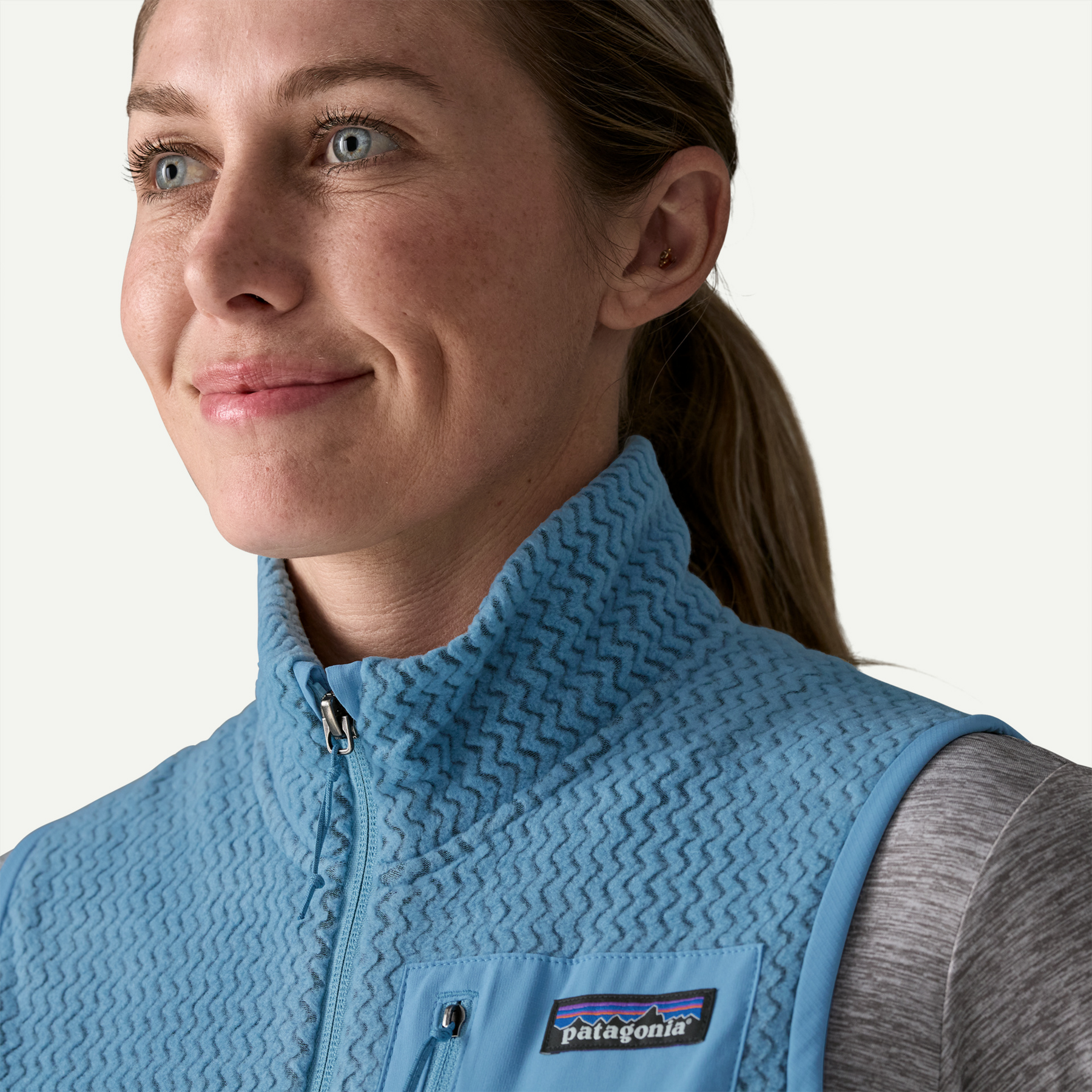 Women's R1 Air Fleece Vest - Image 9
