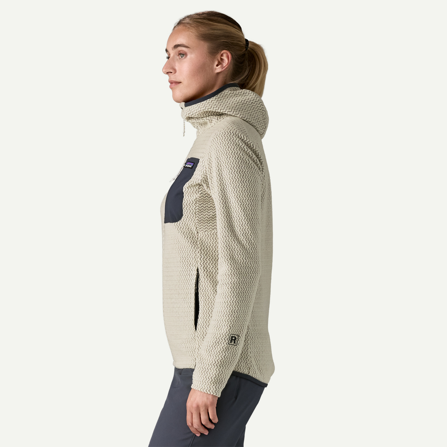 Women's R1 Air Fleece Full-Zip Hoody - Image 4