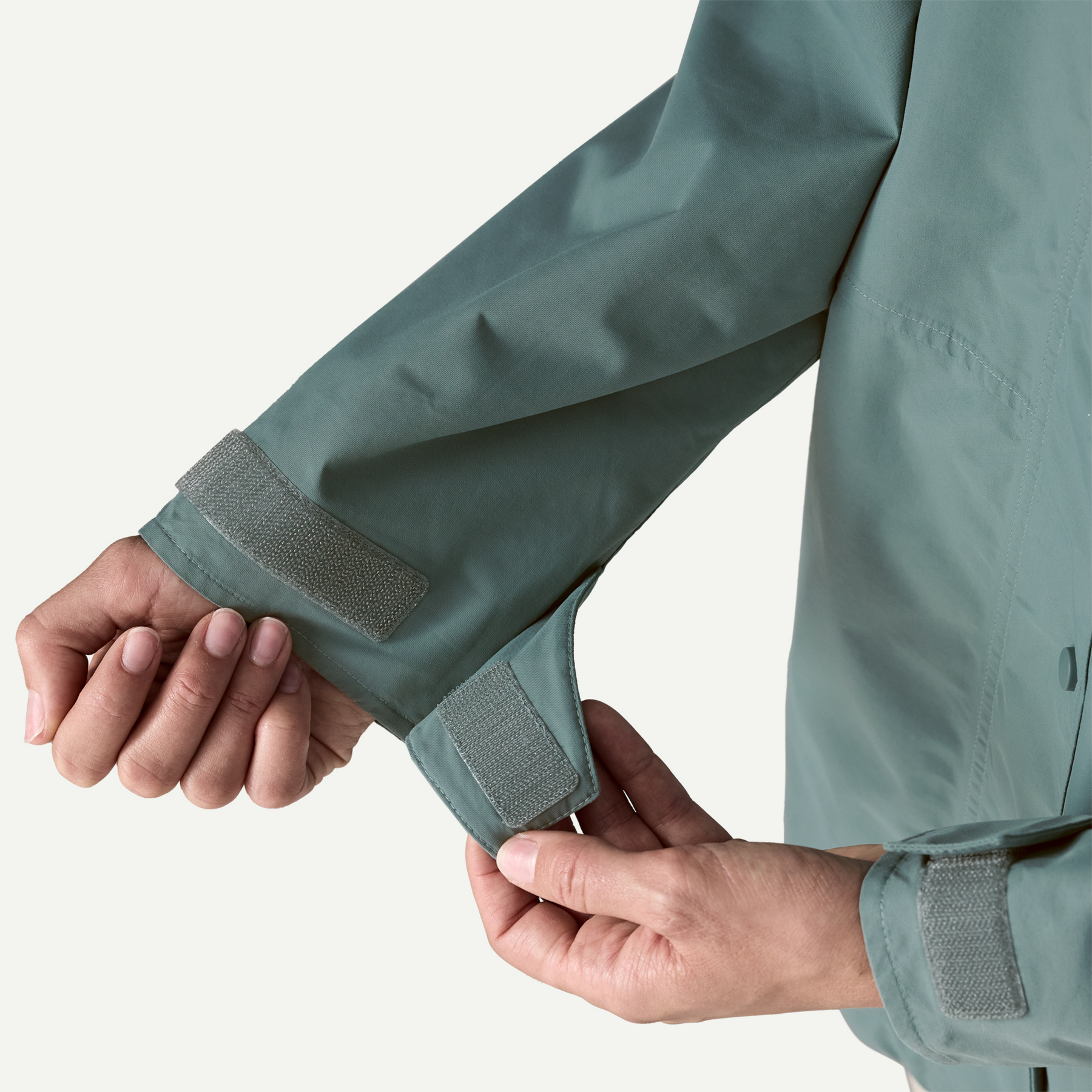 Women's Outdoor Everyday Rain Jacket - Image 9