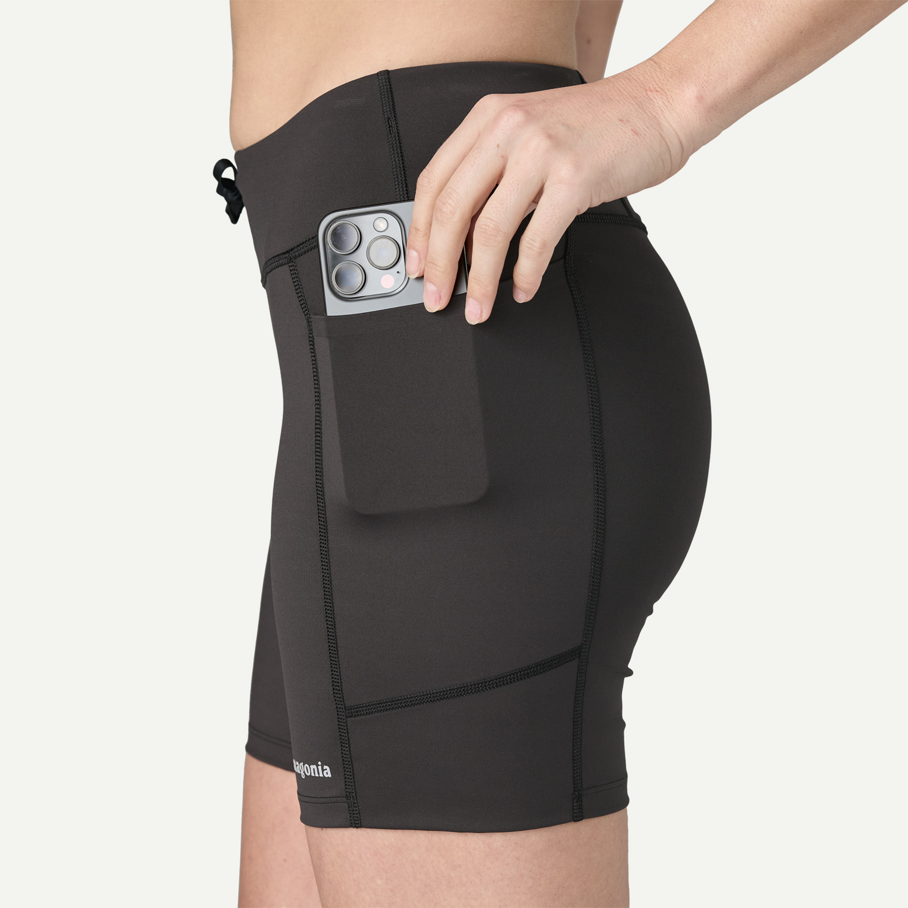 Women's Endless Run Shorts - 6" - Image 5