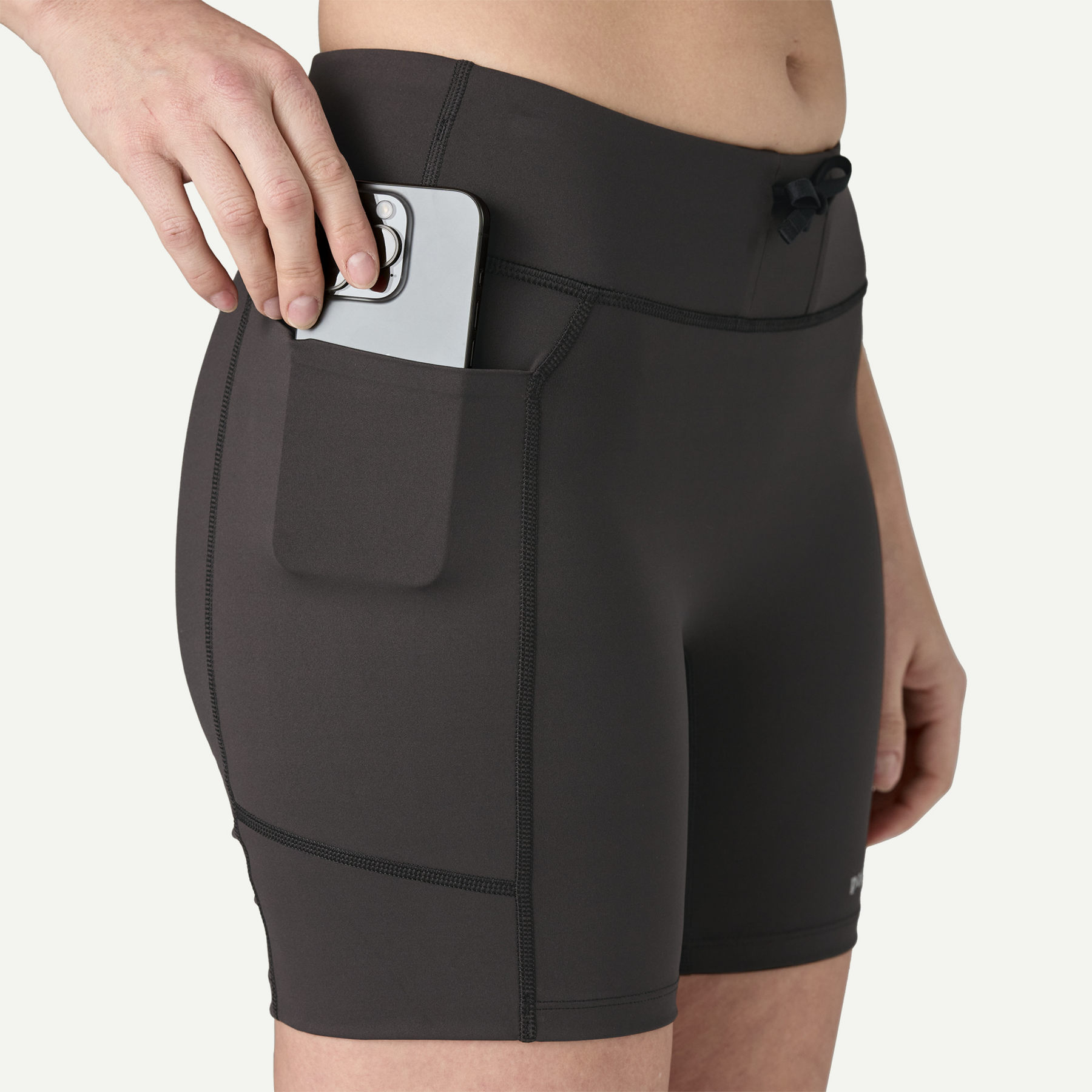 Women's Endless Run Shorts - 6" - Image 6