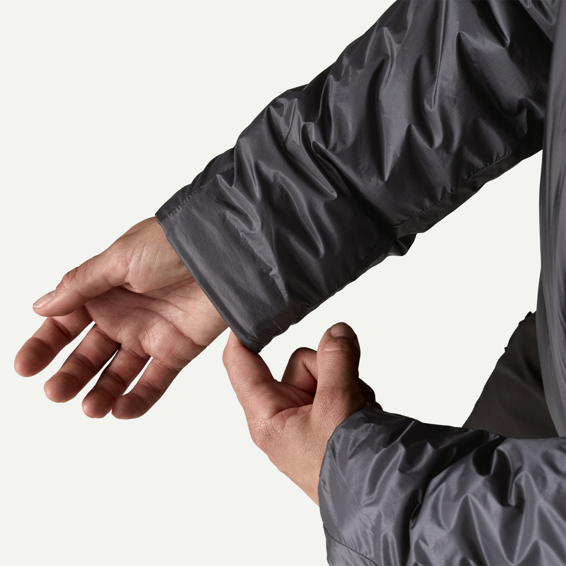 Women's DAS Parka - Image 9